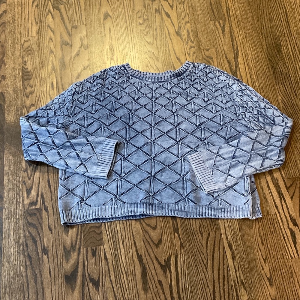 EUC DR2 Blue Washed Textured 100% Cotton Knit Sweater